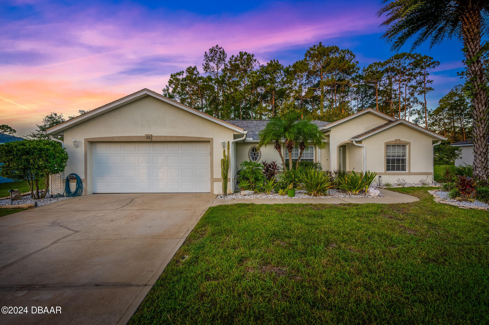 Property Photo:  38 Rickenbacker Drive  FL 32164 