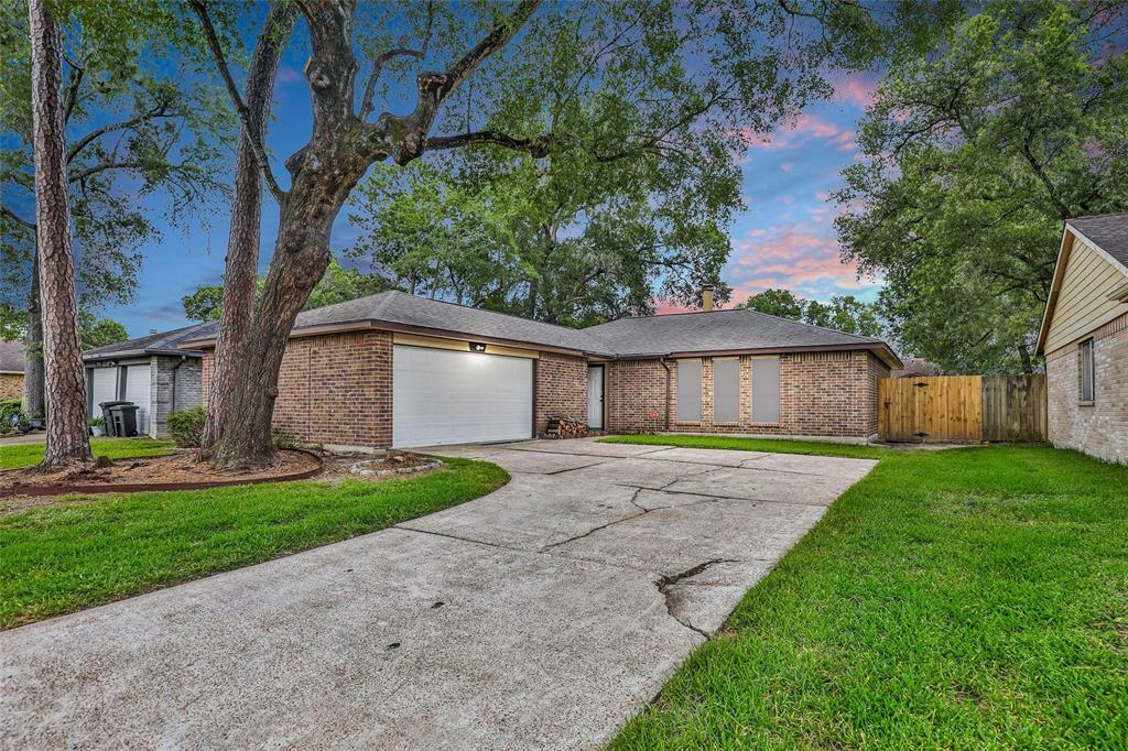 Property Photo:  13318 Reads Court  TX 77015 