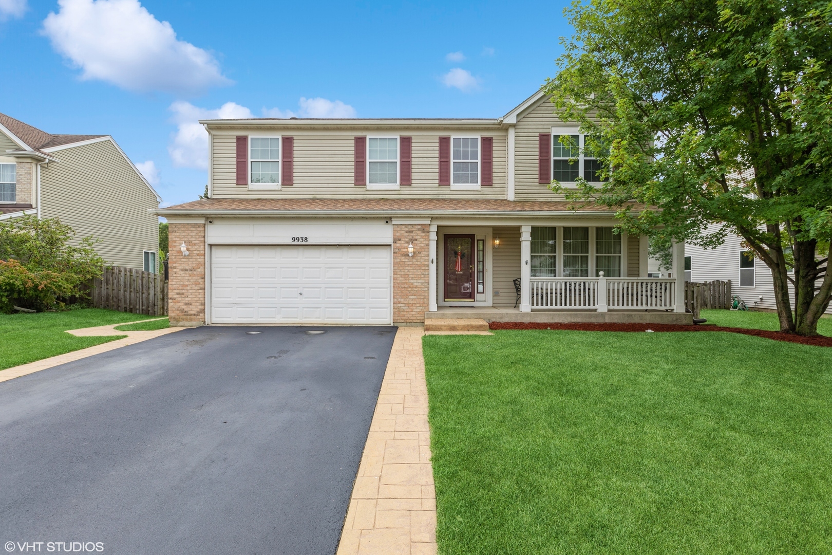Property Photo: 9938 Bedford Drive IL 60142