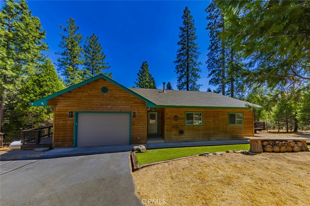 Property Photo:  2402 Silver Doctor Road  CA 95338 