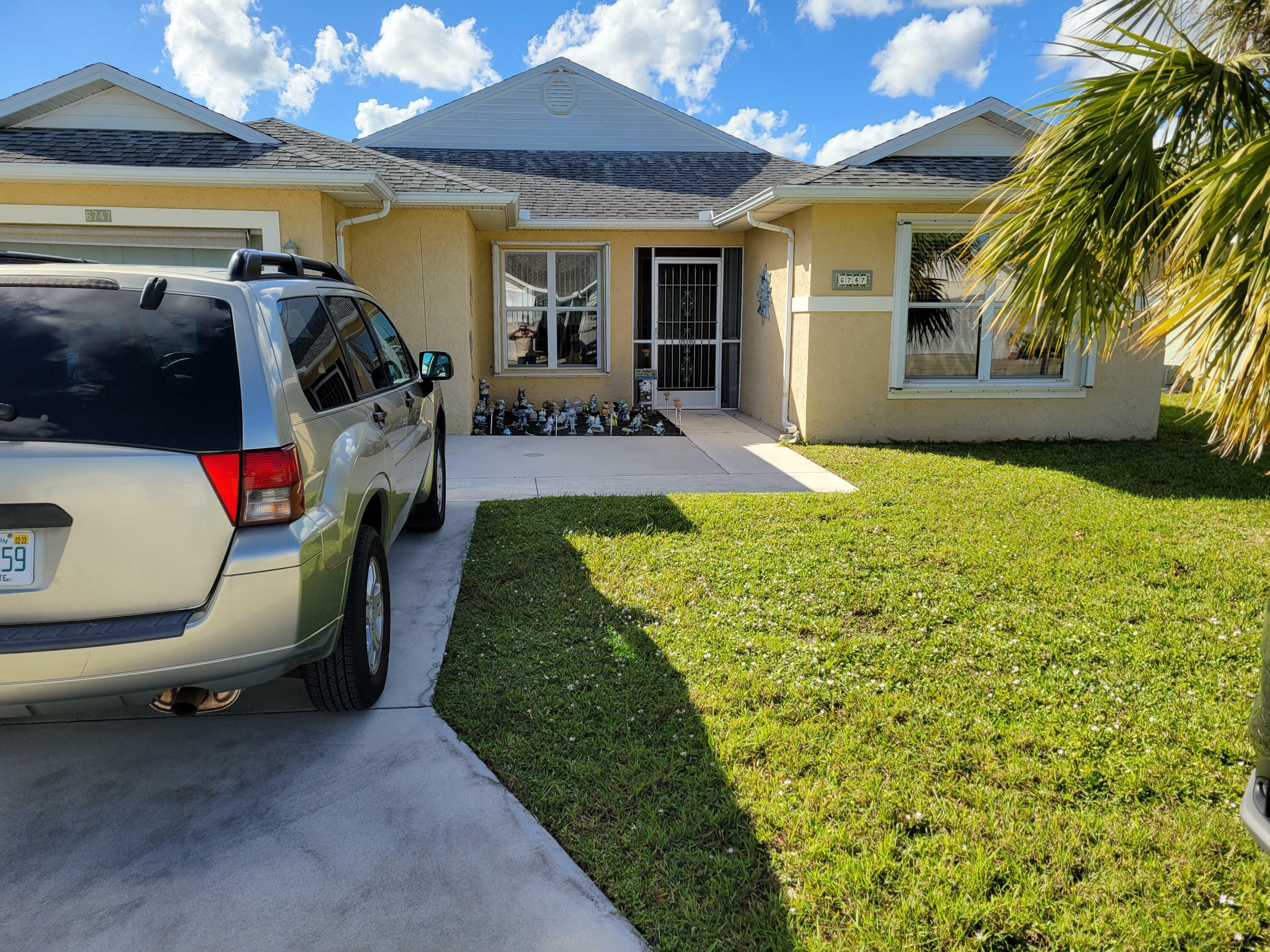 Property Photo:  6747 Picante Circle  FL 34951 