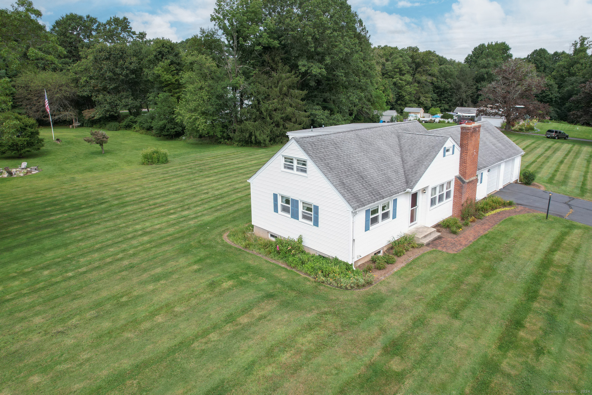 Property Photo:  425 Radmere Road  CT 06410 