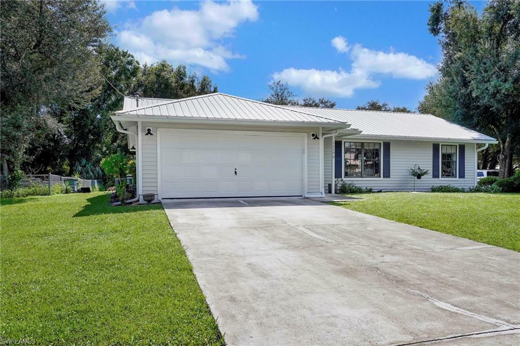 Property Photo:  16390 Teresa Ln  FL 33917 