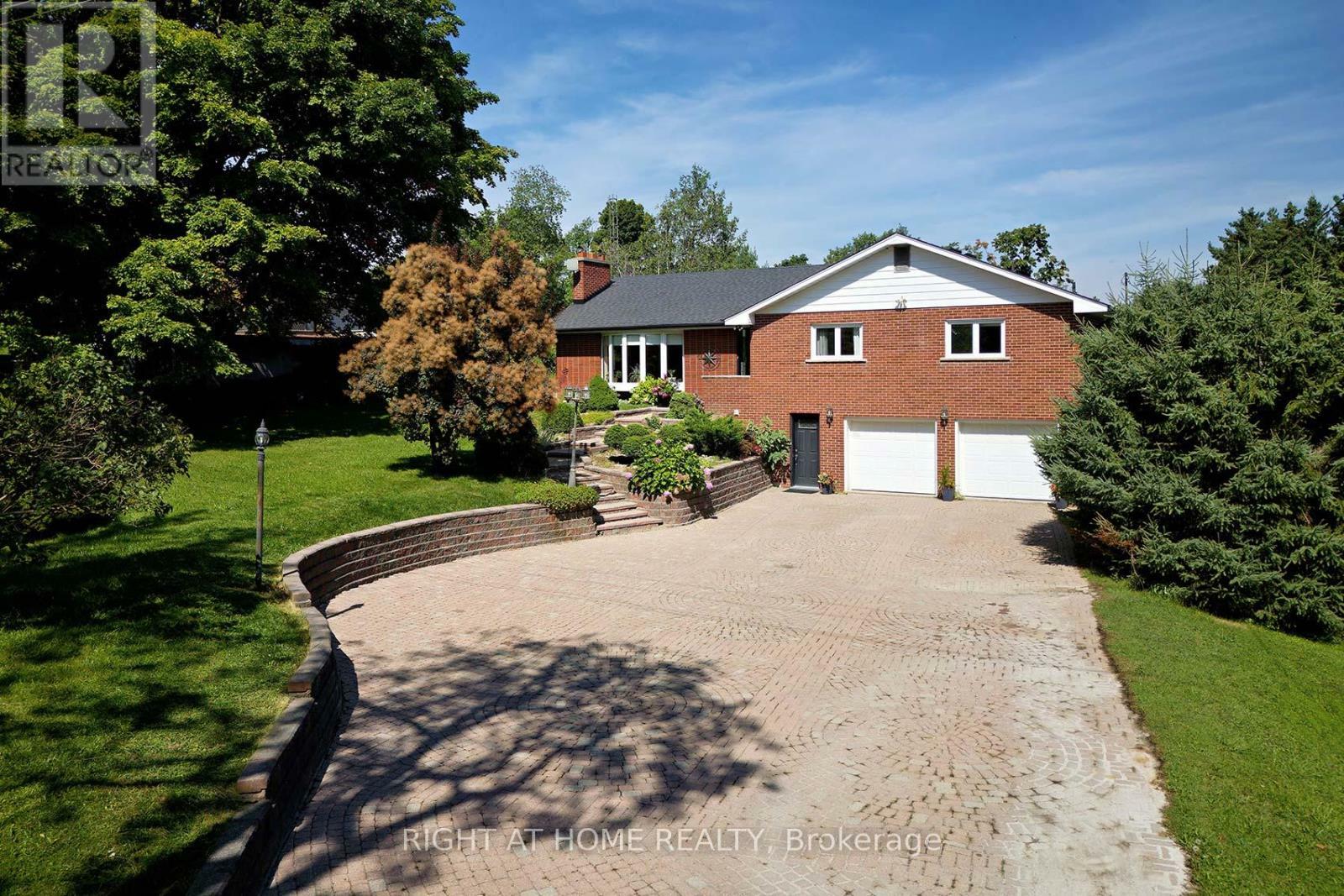 Property Photo:  2400 King Vaughan Road  ON L6A 2A9 