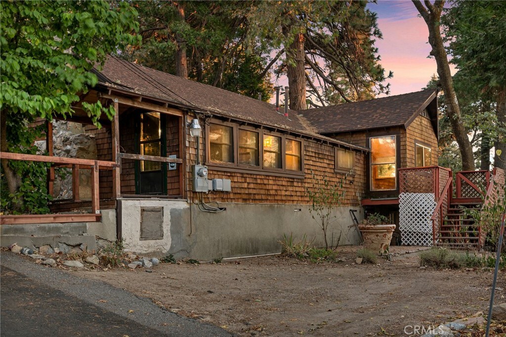 Property Photo:  25447 Hi Lane  CA 92391 