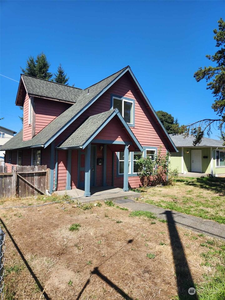 Property Photo:  259  23rd Avenue  WA 98632 