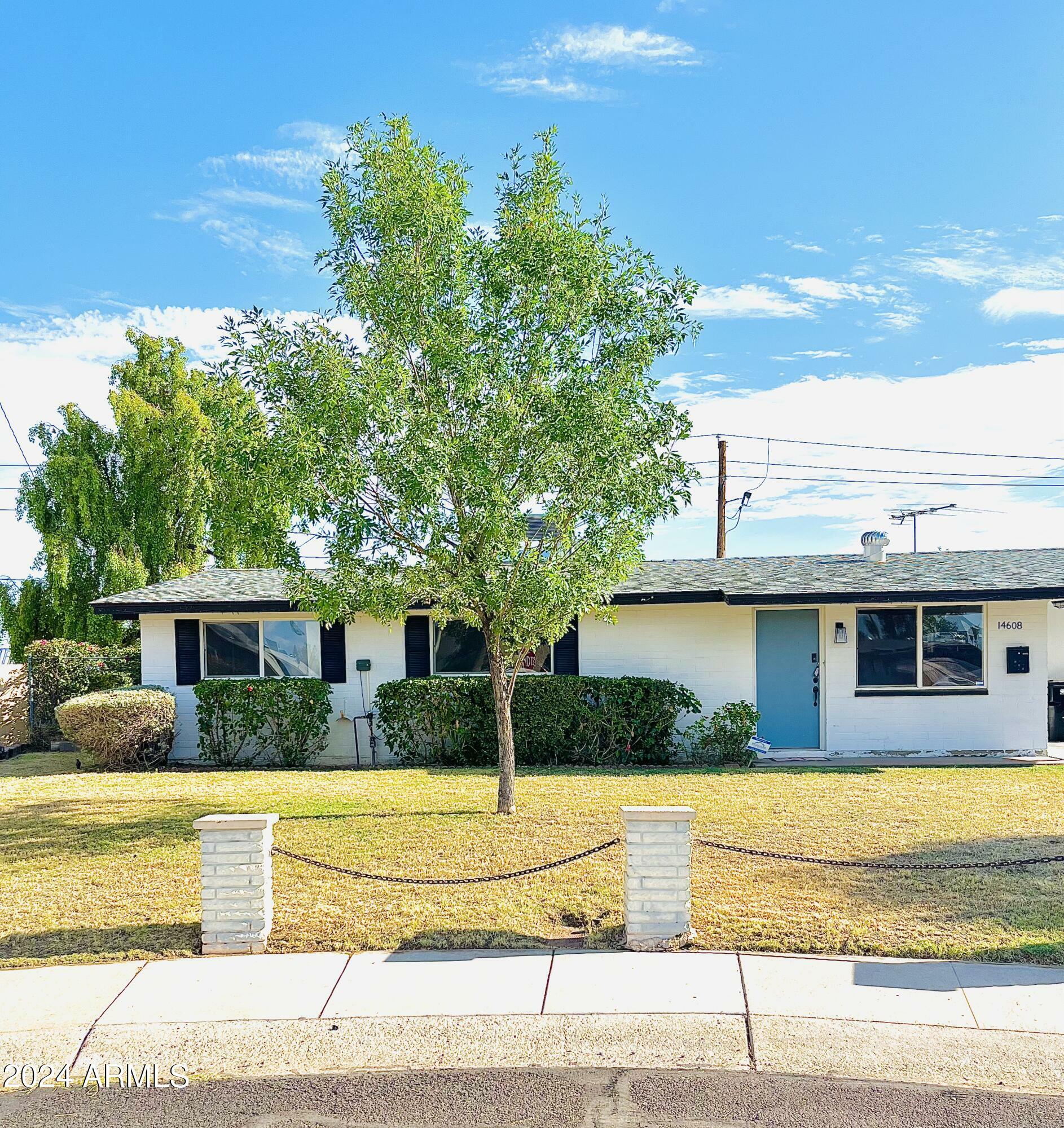 Property Photo:  14608 N Montego Court  AZ 85053 