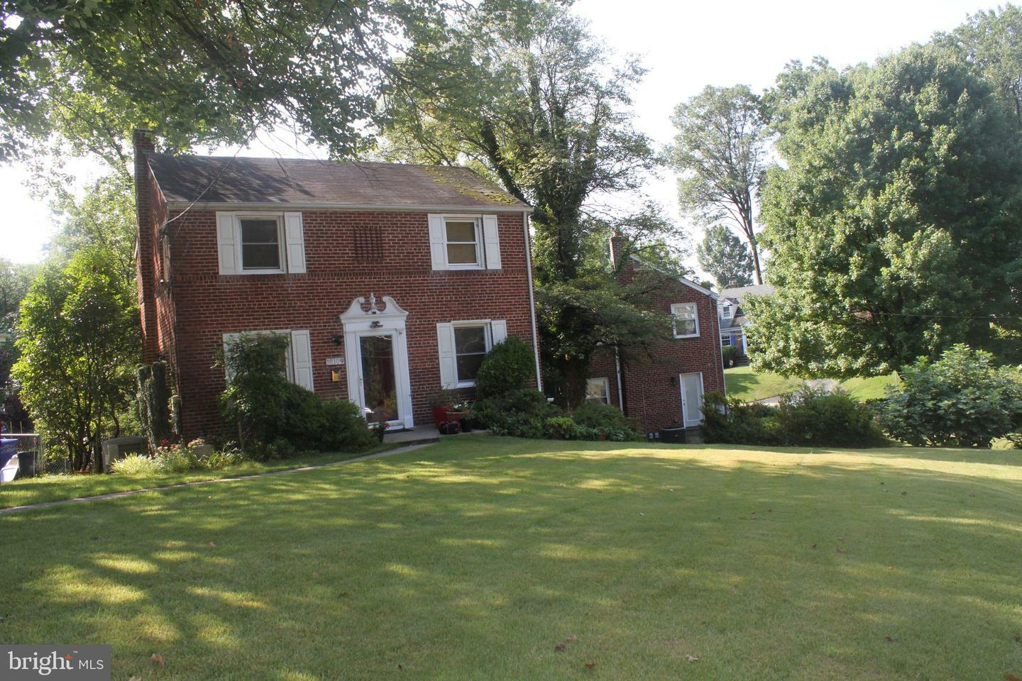 Property Photo:  10109 Tenbrook Drive  MD 20901 