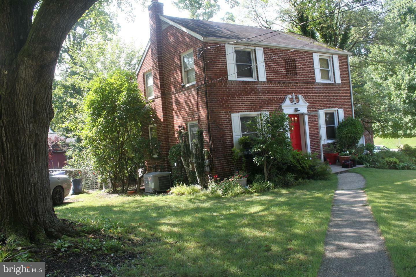 Property Photo:  10109 Tenbrook Drive  MD 20901 