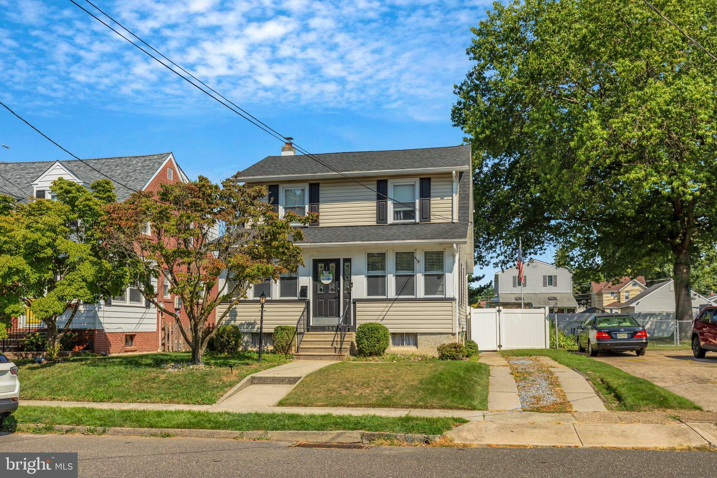 Property Photo:  334 Greenwood Avenue  NJ 08030 