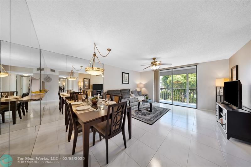 Property Photo:  5250 Las Verdes Cir 317  FL 33484 