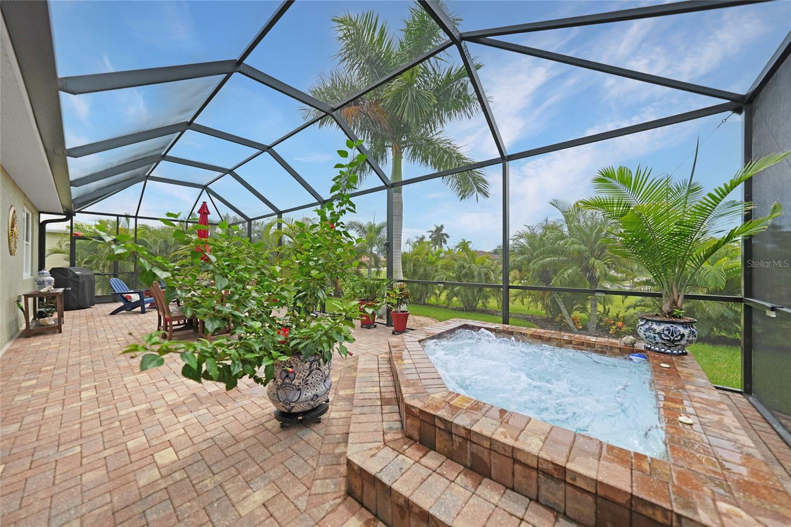 Property Photo:  4000 Turtle Dove Circle  FL 33950 