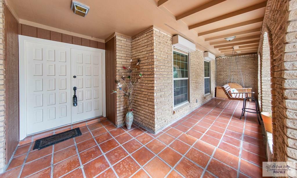 Property Photo: 206 E Resaca Dr. TX 78566