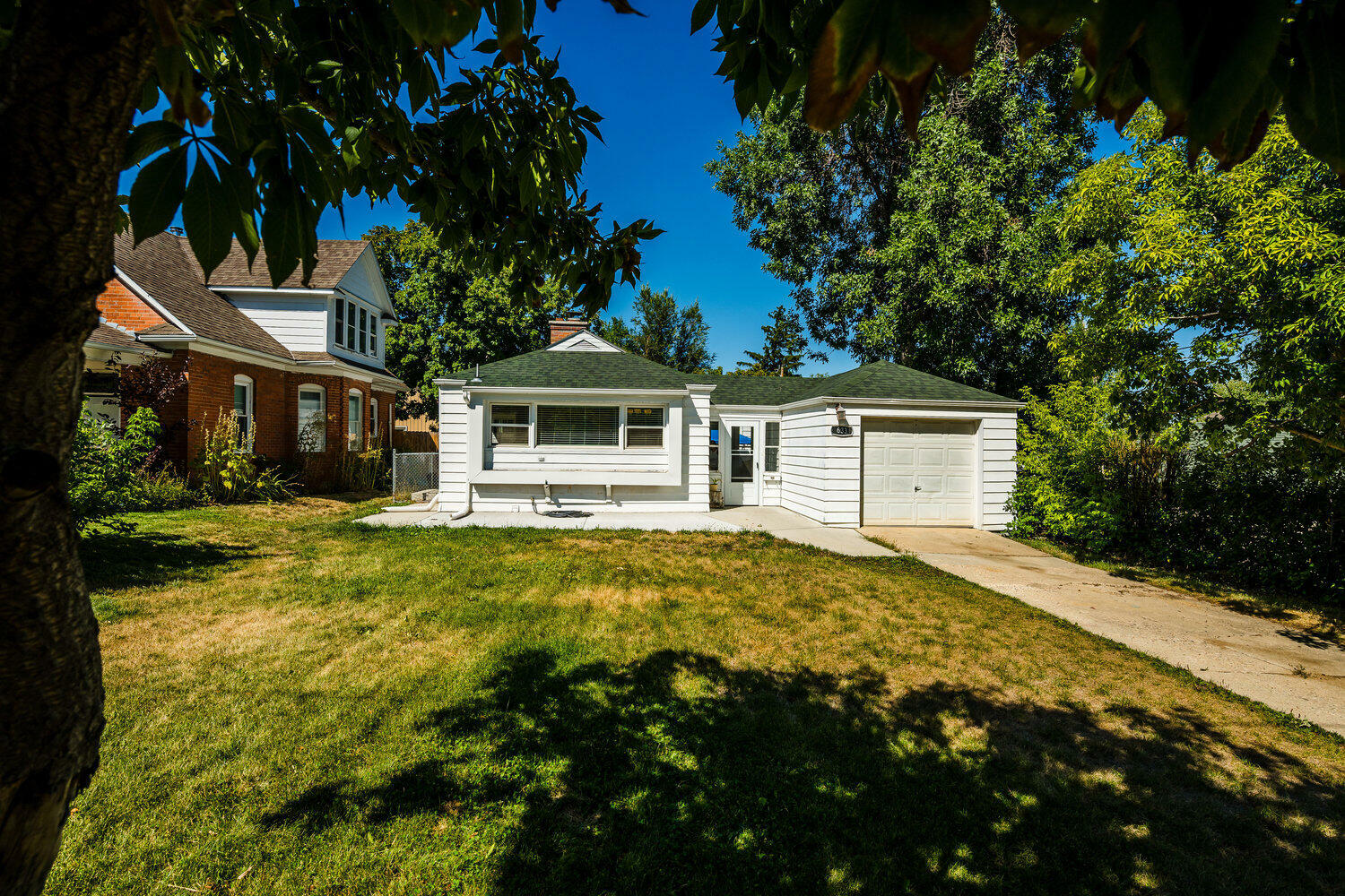 Property Photo:  633 Avon Street  WY 82801 