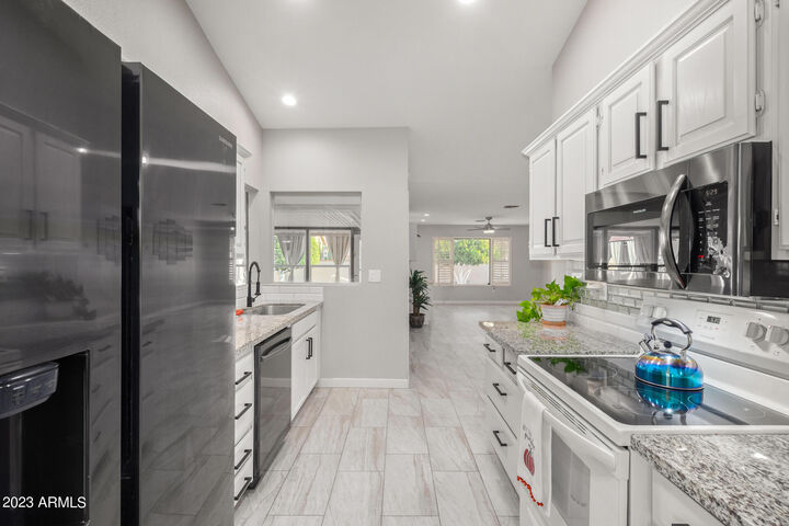 Property Photo: 12311 W Tigerseye Drive AZ 85375