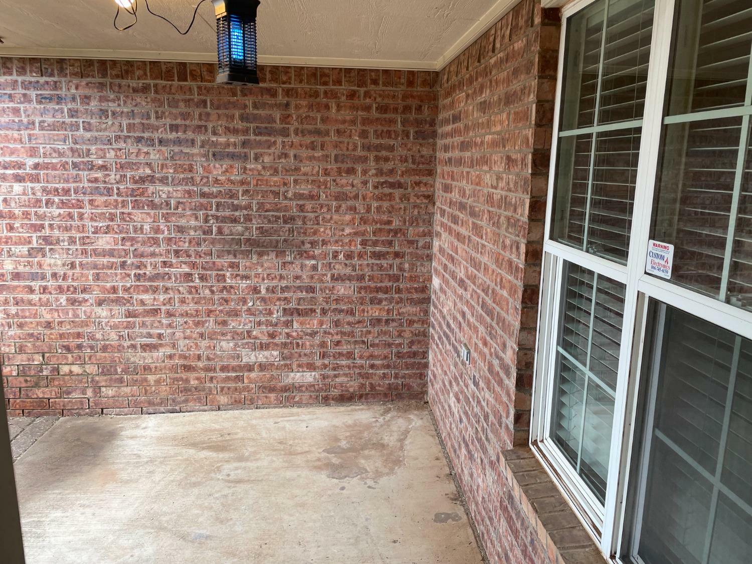 Property Photo:  6806 10th Street  TX 79416 