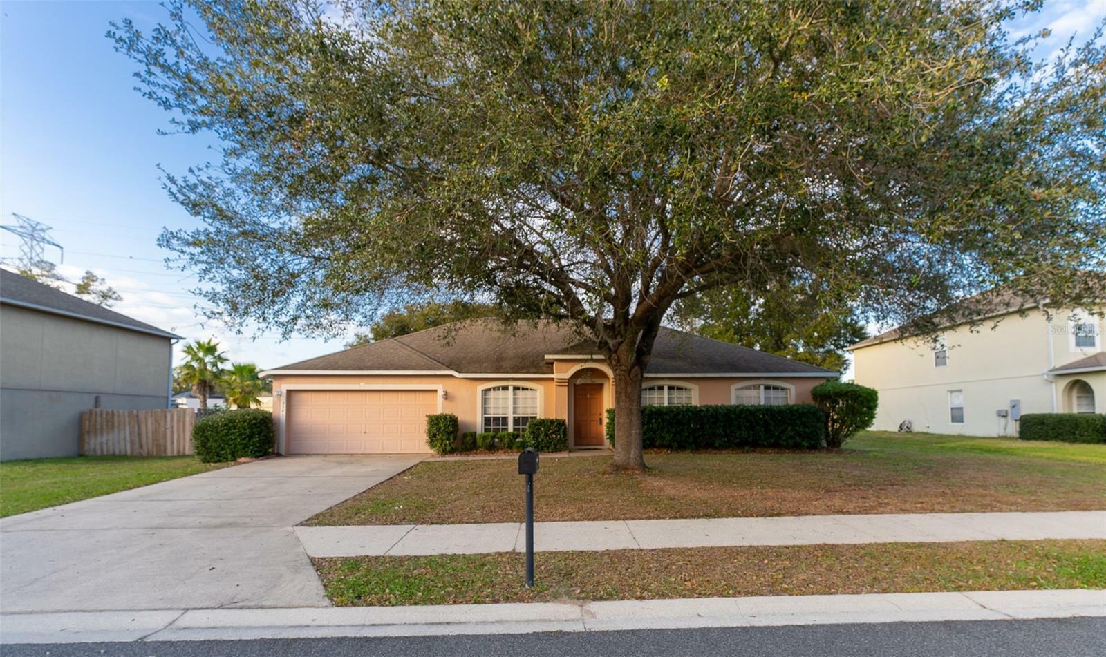 Property Photo:  4541 SE 30th Street  FL 34480 