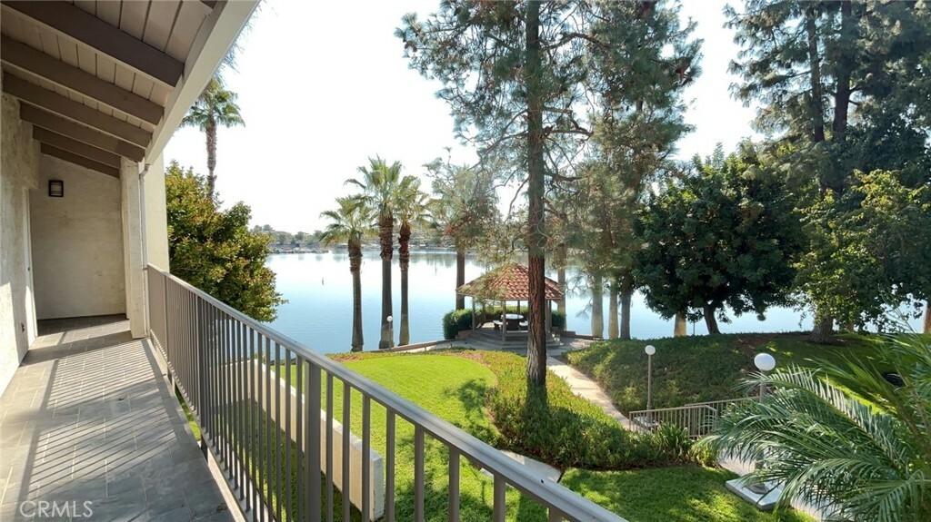 Property Photo:  22136 Treasure Island 22  CA 92587 