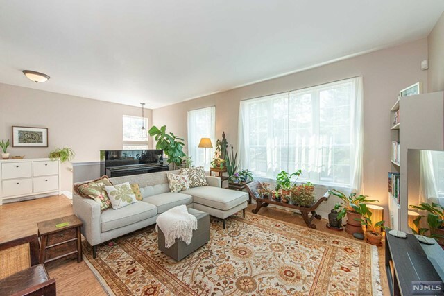 Property Photo:  103 Warbler Drive  NJ 07470 