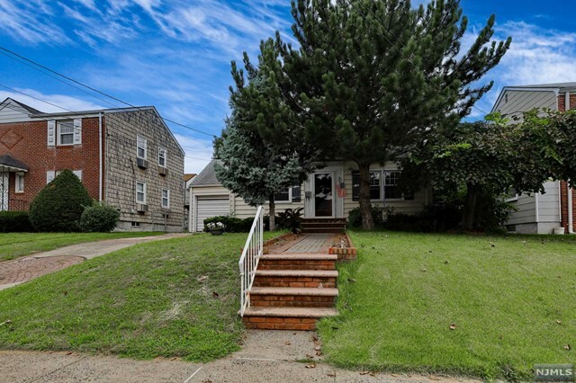 Property Photo:  17 2nd Street  NJ 07031 