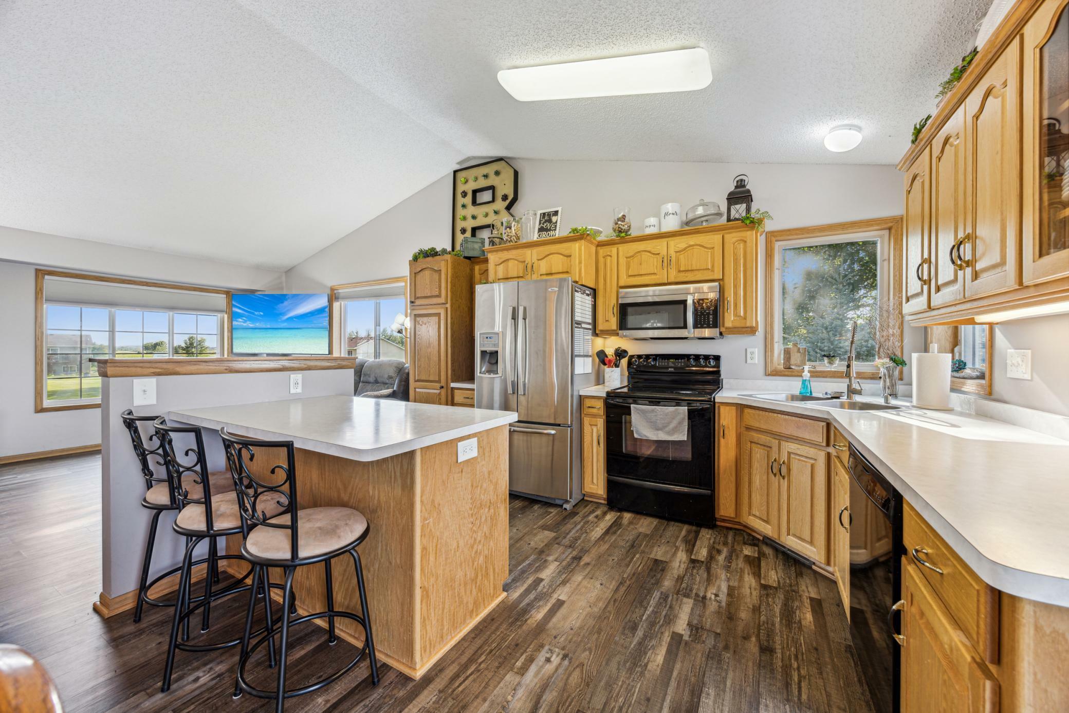 Property Photo: 221 Glen Lane N MN 55389