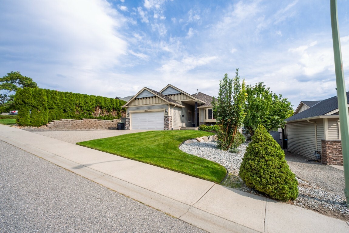 Photo de la propriété:  2091 Rose Tree Road  BC V1Z 4A7 