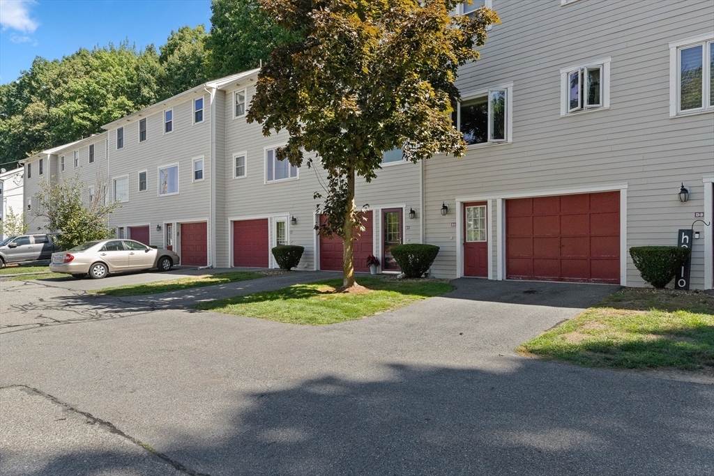 Property Photo:  106 Park Ave West D7  MA 01852 