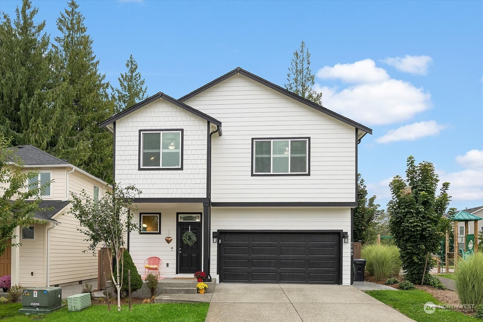 Property Photo:  5709 88th Avenue NE  WA 98270 