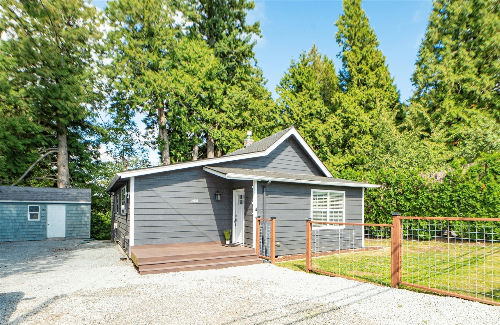 Property Photo:  2616 Mountain View Road  WA 98248 