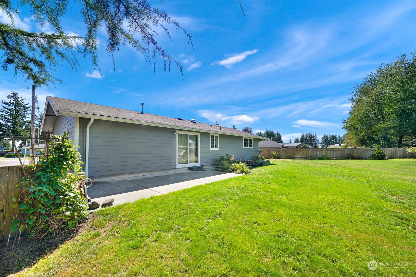 Property Photo:  1468 Crestview Road  WA 98248 