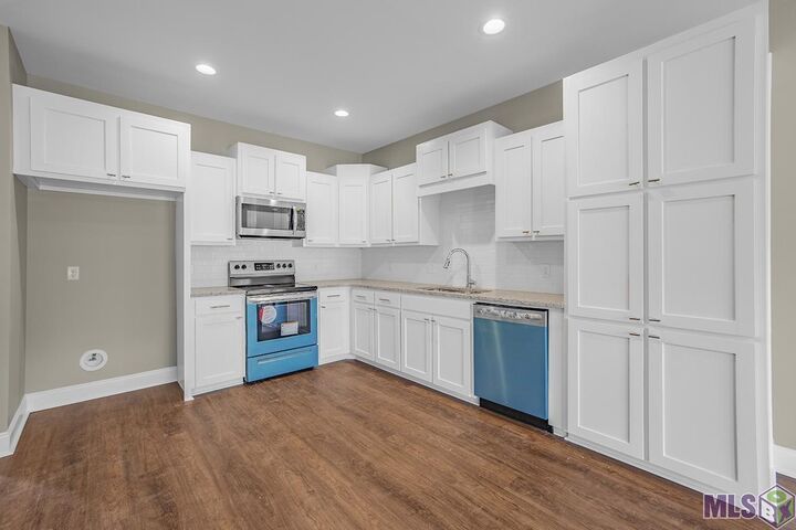 Property Photo:  33260 La Hwy 16 #5D  LA 70706 