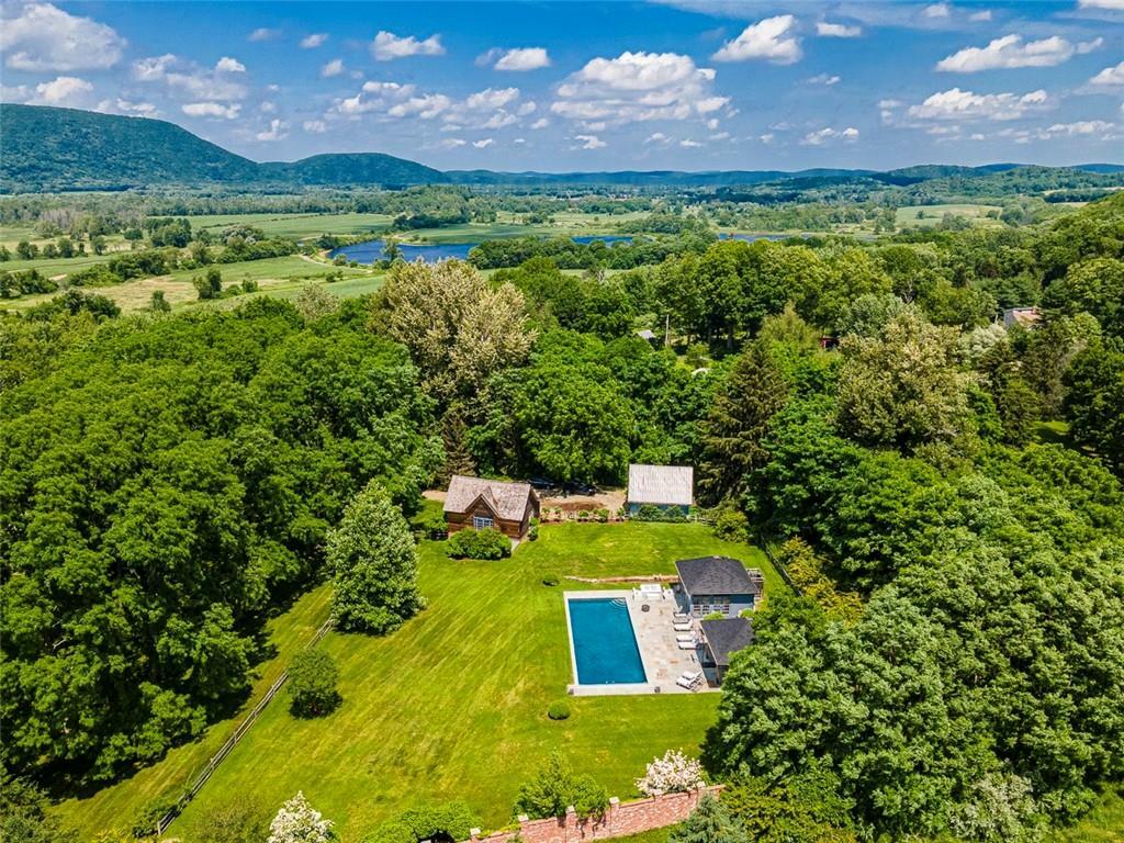 Property Photo:  28 Old Conklin Hill Road  NY 12581 