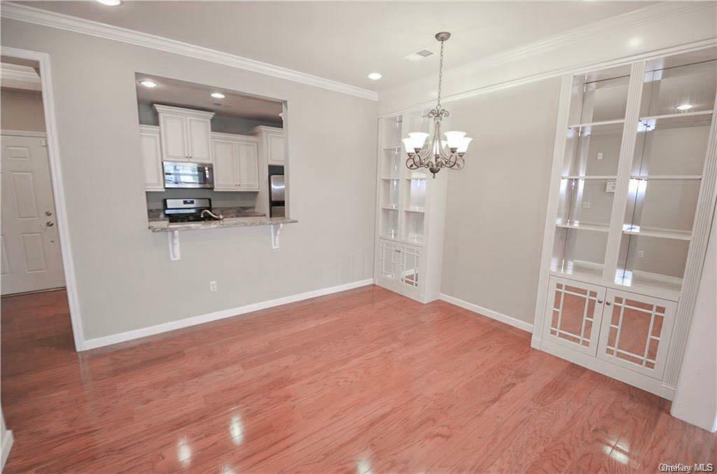 Property Photo:  107 Canter Court  NY 10924 