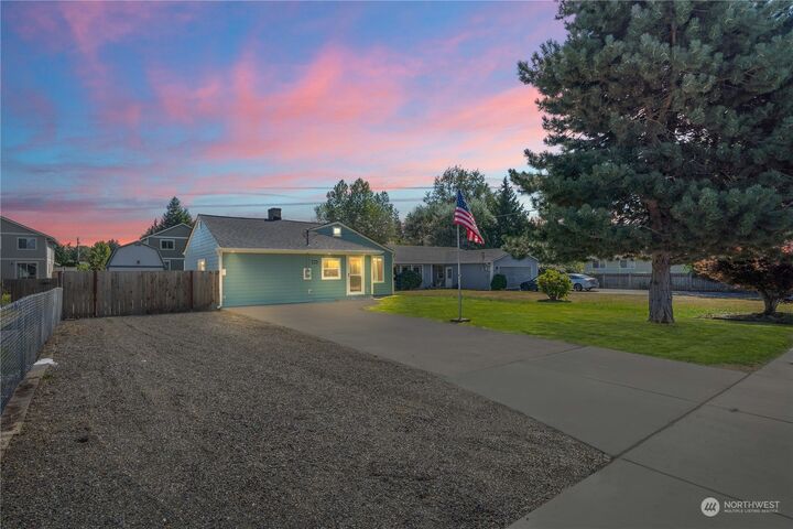 Property Photo: 9033 A Street WA 98444