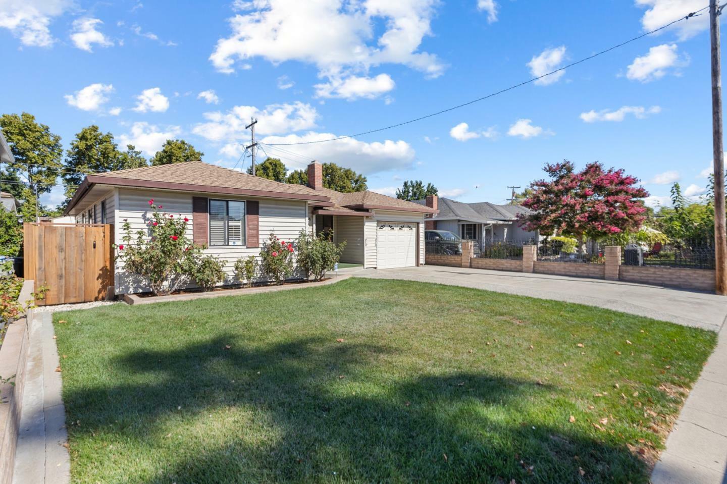 Property Photo:  1091 Melbourne Boulevard  CA 95116 