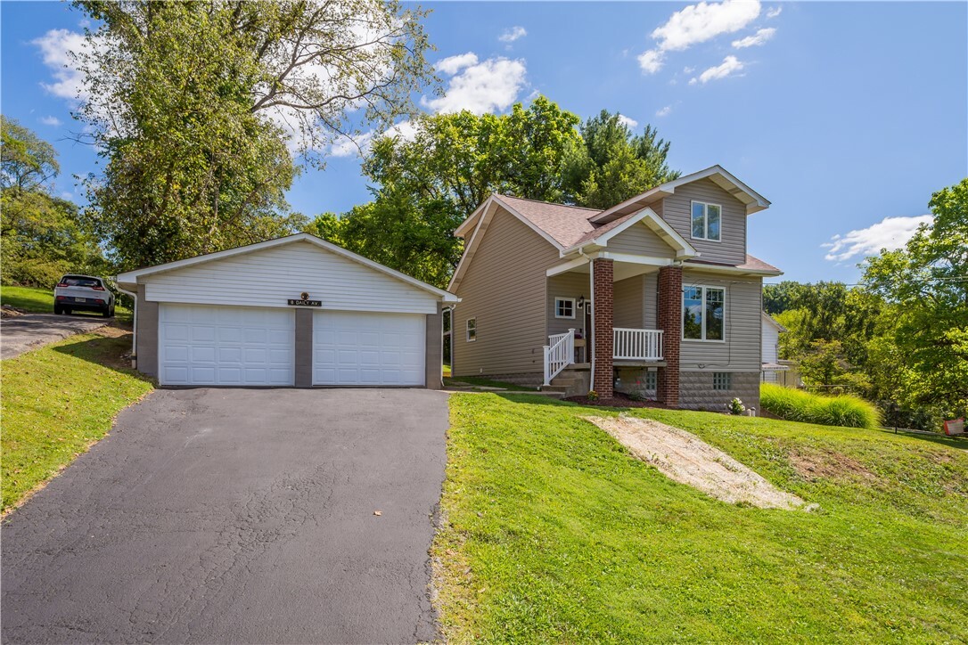 Property Photo: 8 Daily Ave PA 15022