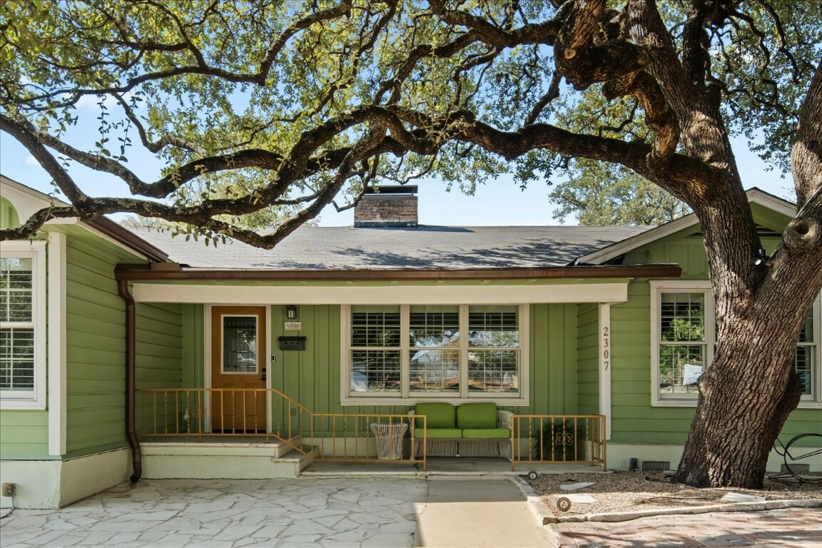 Property Photo:  2307 Westover Road  TX 78703 