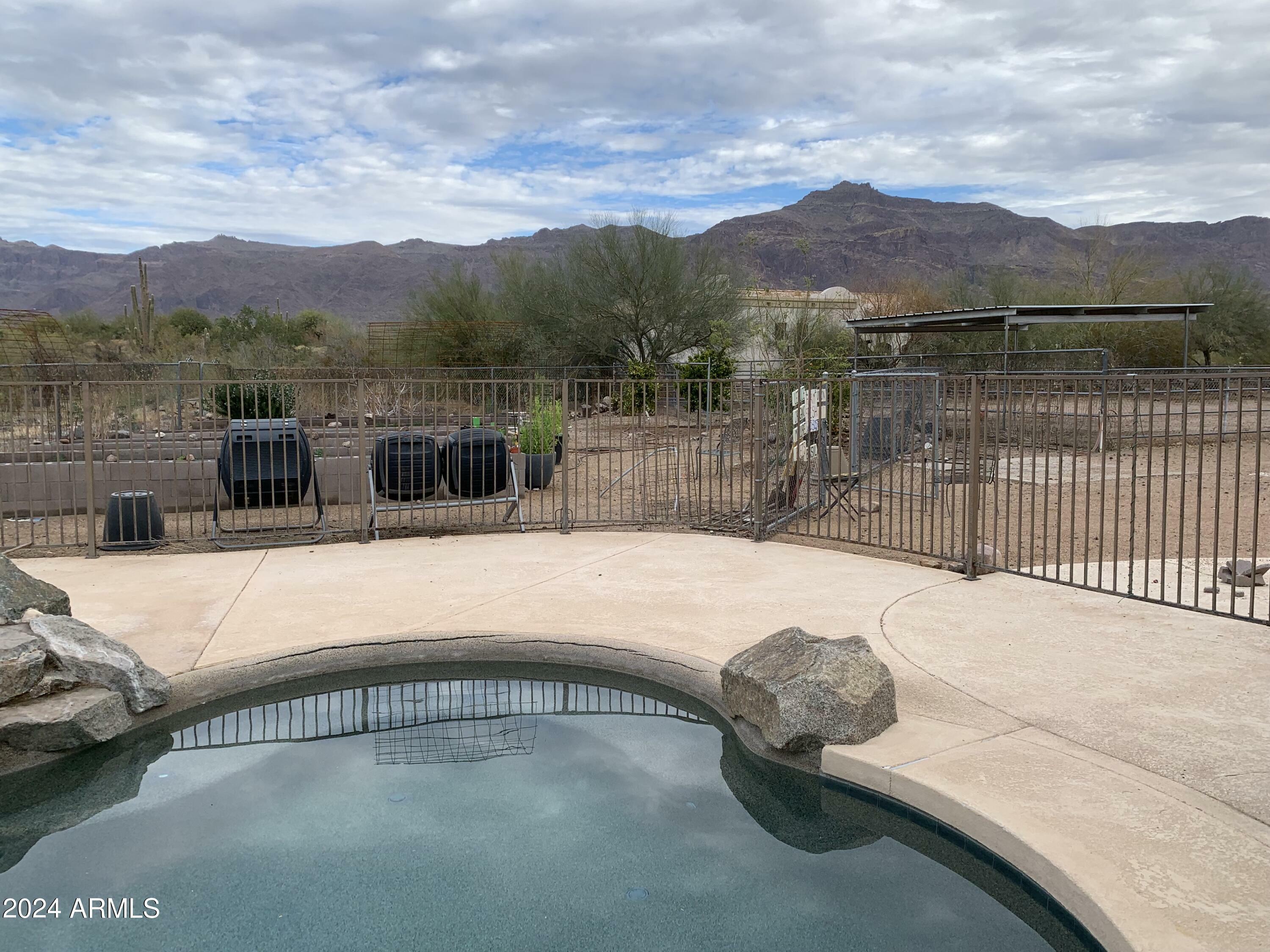 Property Photo:  4760 S Kings Ranch Road  AZ 85118 