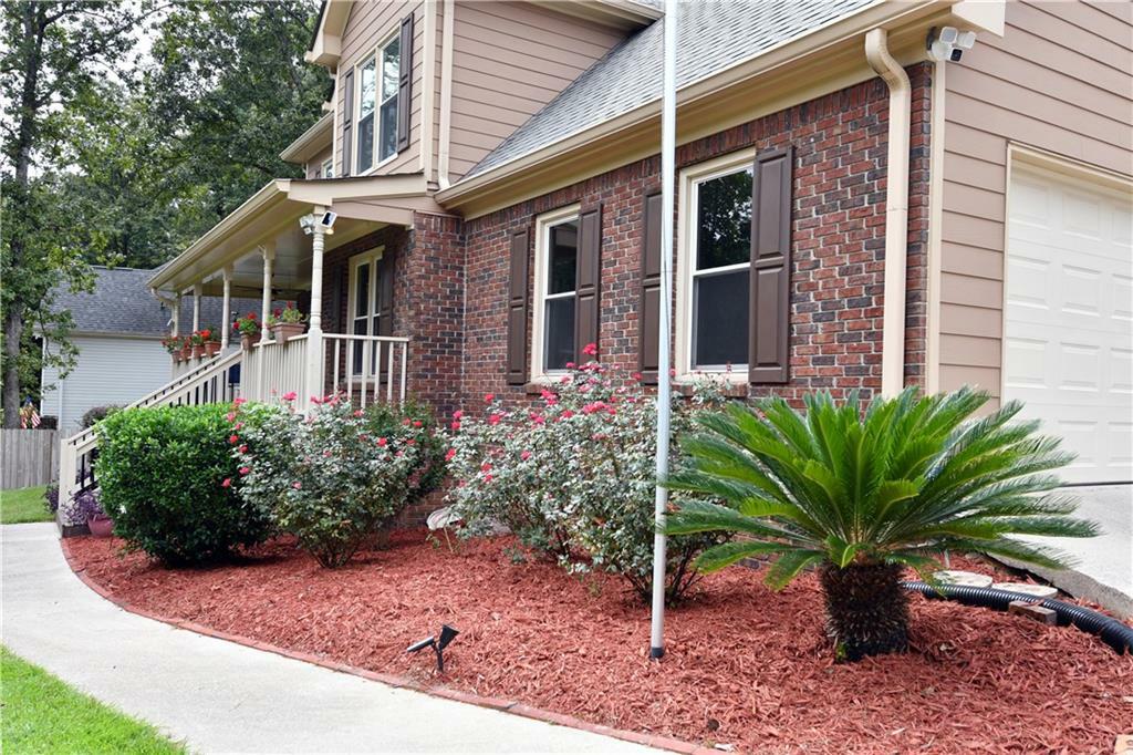 Property Photo:  6525 Shady Valley Drive  GA 30542 