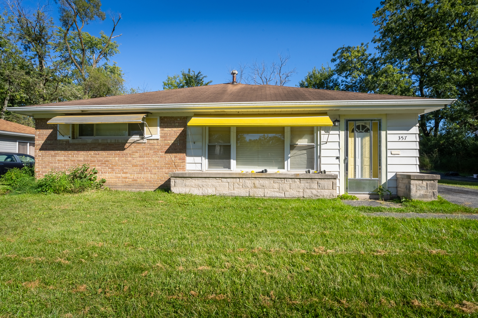 Property Photo:  357 Neola Street  IL 60466 