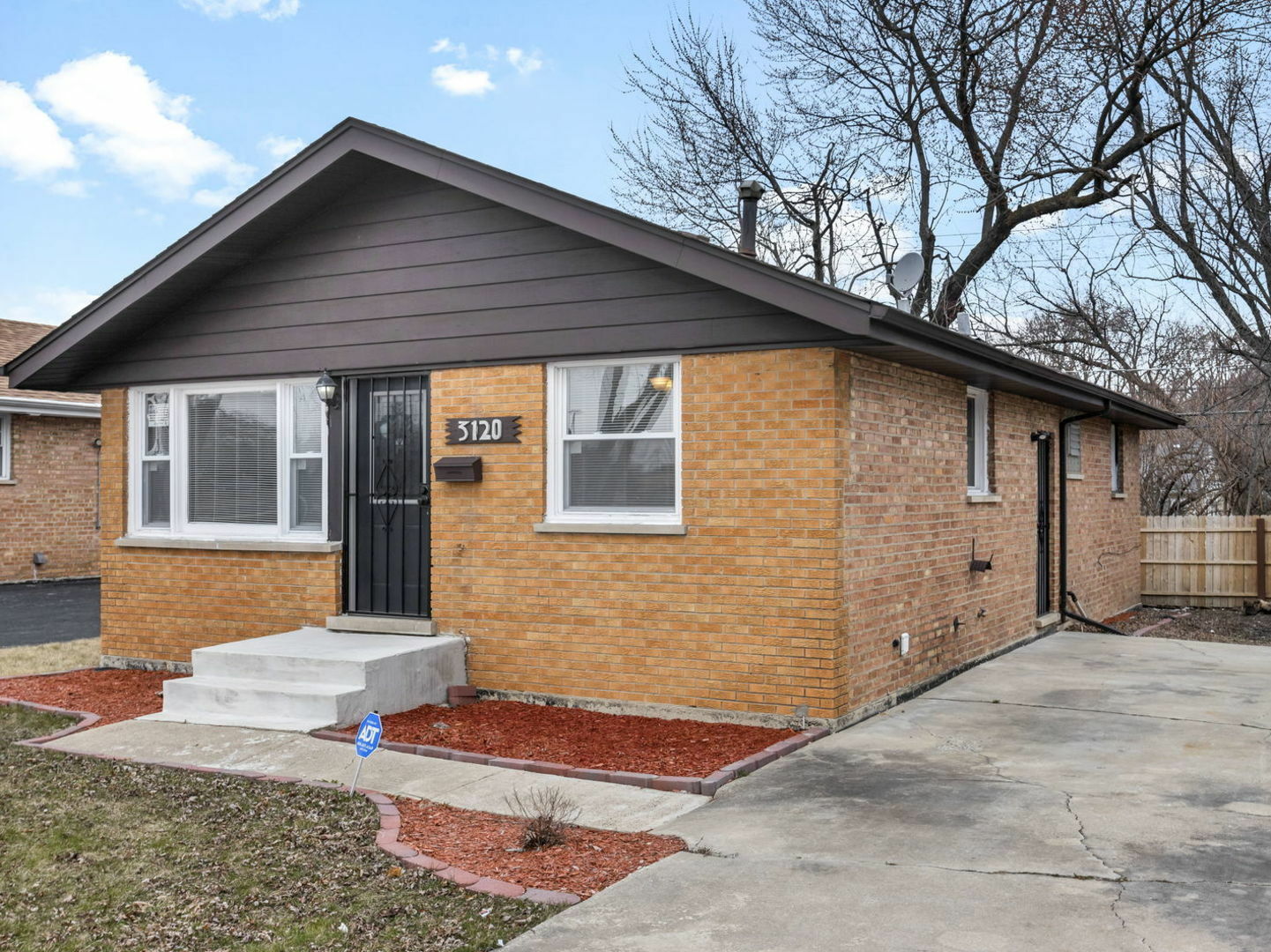 Property Photo:  3120 175th Street  IL 60429 