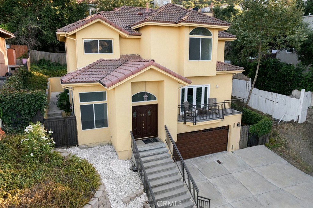 Property Photo:  23636 Aster Trail  CA 91302 