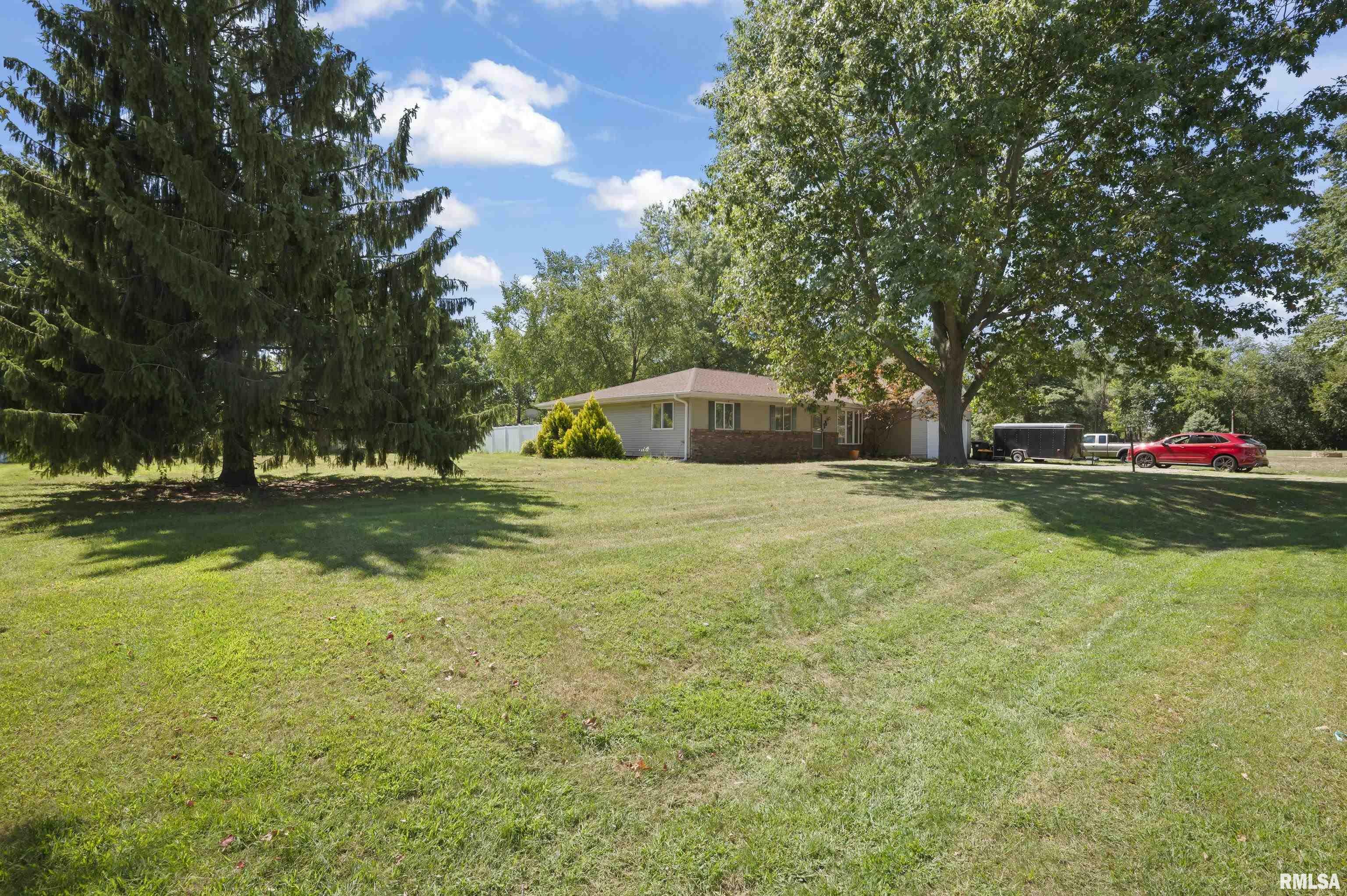 Property Photo:  13427 N Dover Lane  IL 61523 