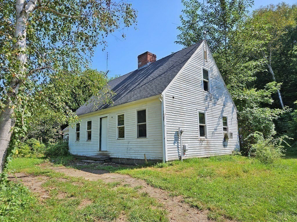 Property Photo:  132 Meadow Rd  MA 01351 