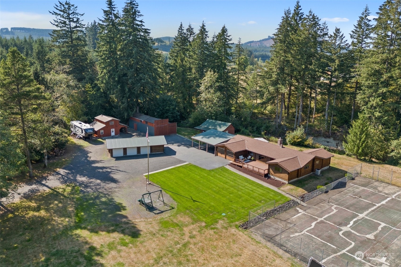 Property Photo:  1028  King Road  WA 98596 