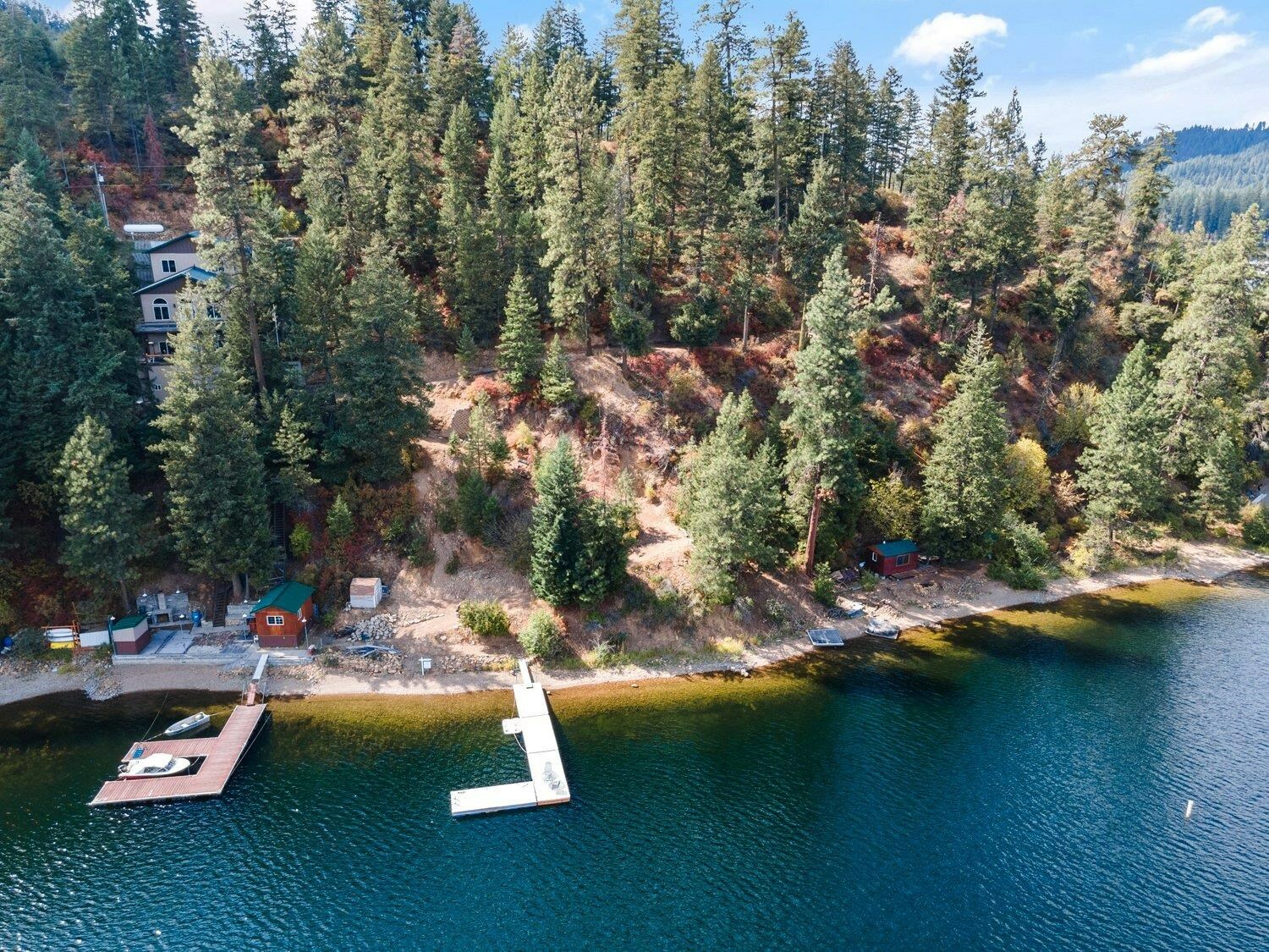 Property Photo:  3923 E Pine Bay Rd  WA 99148 