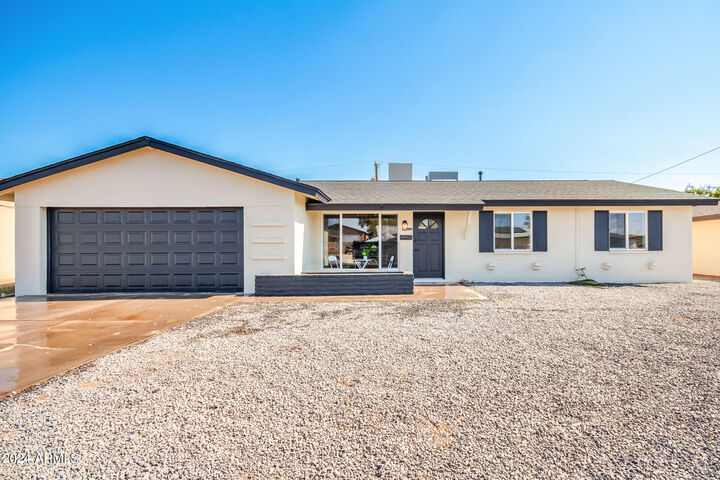 Property Photo:  3143 W Dailey Street  AZ 85053 