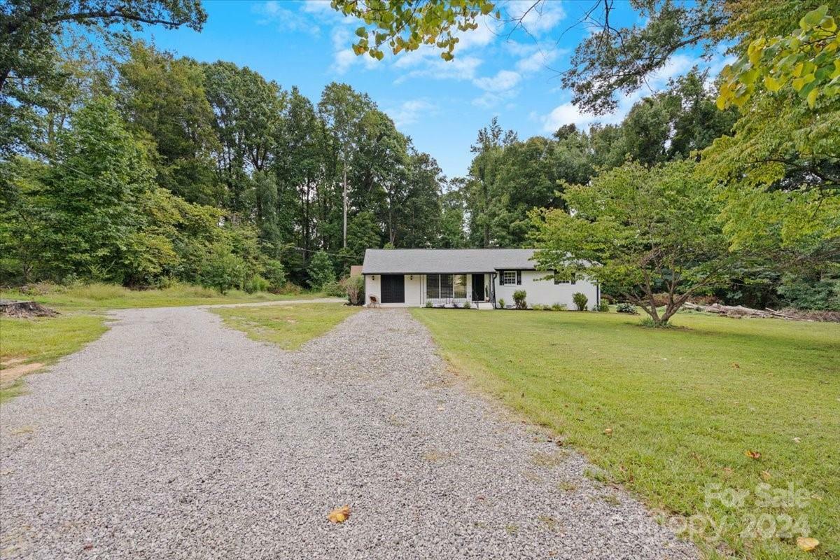 Property Photo:  3205 James Road  NC 28215 