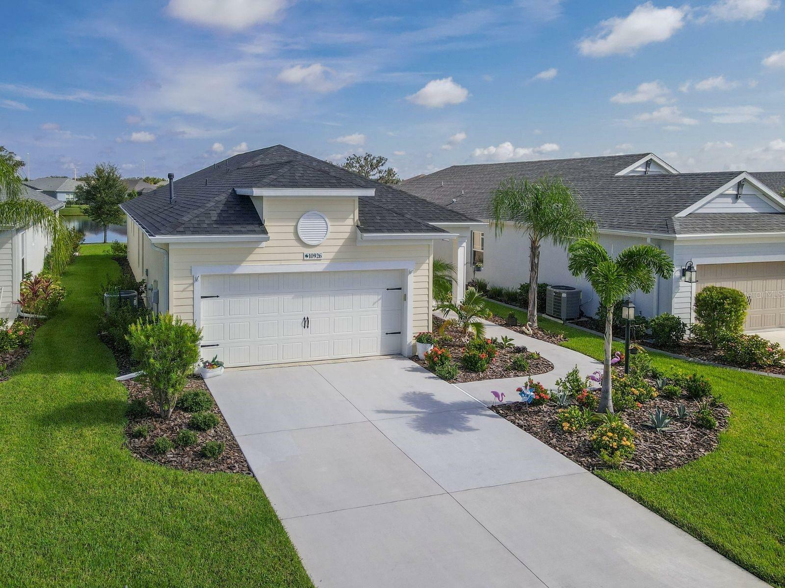 Property Photo:  10926 Sand Pine Lane  FL 34219 