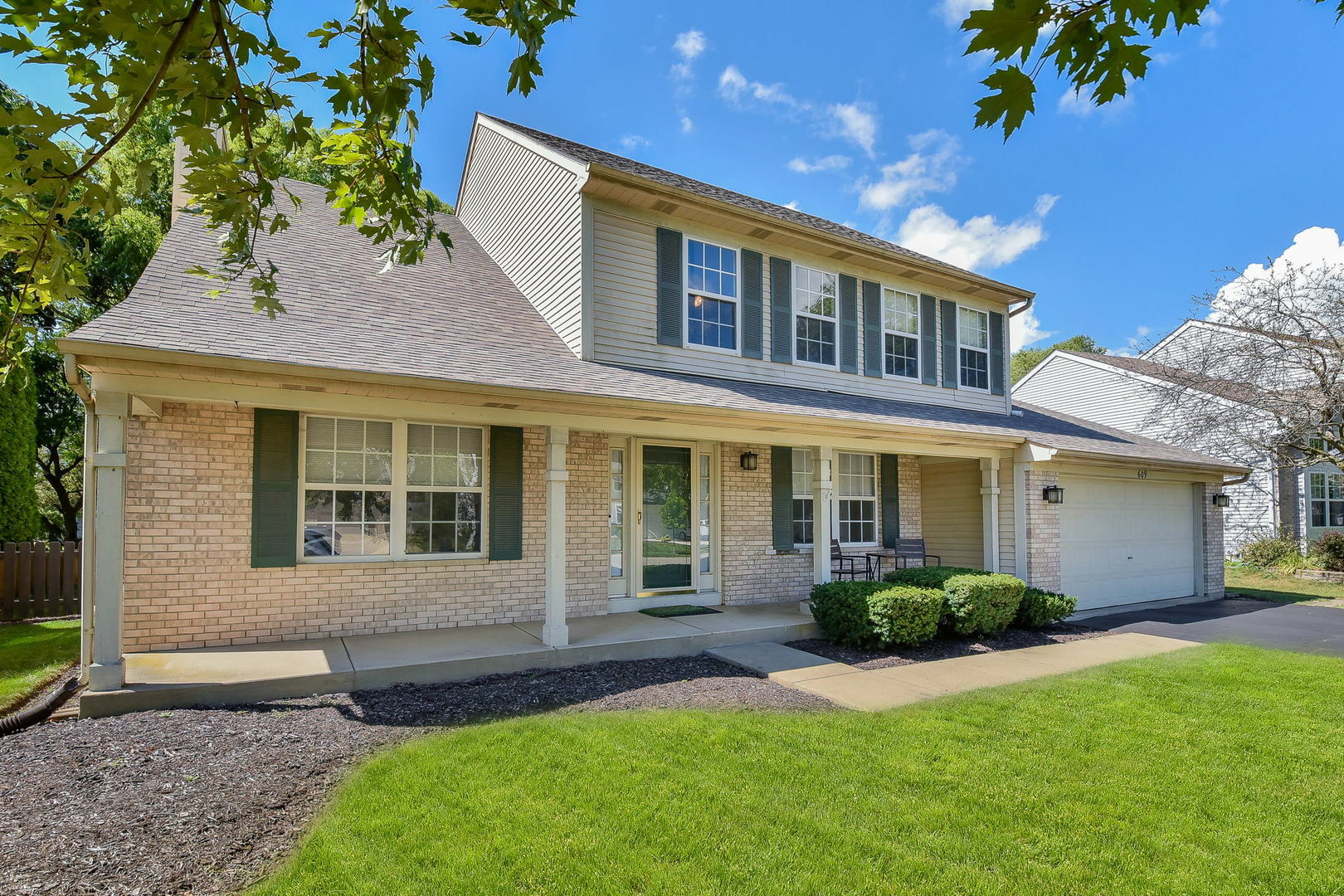 Property Photo:  609 Pearces Frd Road  IL 60543 